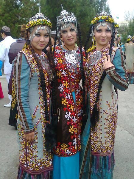 Turkmen Costume Traditional Outfits Extraordinary Clothes Costumes