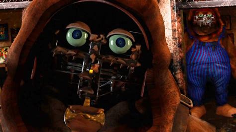 Terrifying Bear Animatronic Is Hiding In Chuck E Cheese Five Nights
