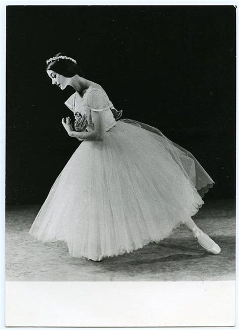 Carla Fracci As Giselle Ballet Beautiful Ballet Pictures Ballet