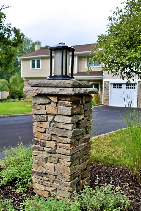 Stacked Stone Light Pillarcolumn Stone Driveway Home Landscaping