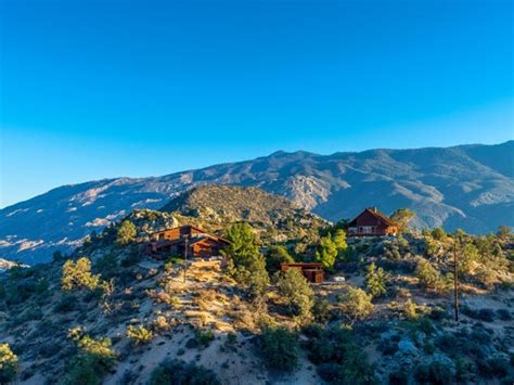 Frank Sinatras Secluded Desert Estate Still Looking For A Buyer St