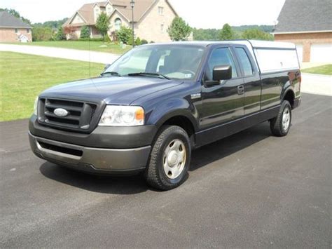 Sell Used 2006 Ford F 150 Xl Extended Cab Pickup 4 Door 54l In Latrobe