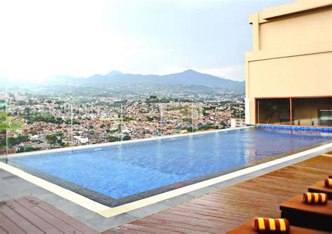 11 Hotel Di Sekitar Bandung Dengan Infinity Pool Di Bawah Rp 1 Juta