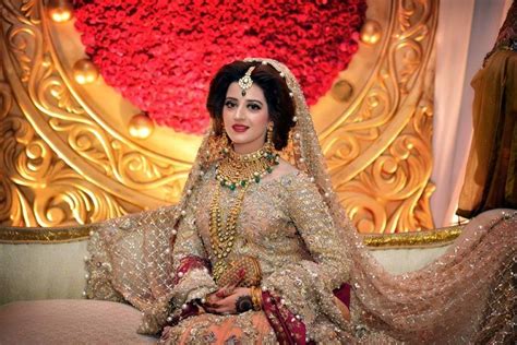 Best abaya designs 2020 color abaya designs 2020 new abaya designs. Latest Walima Dresses Designs & Trends Collection 2020 ...