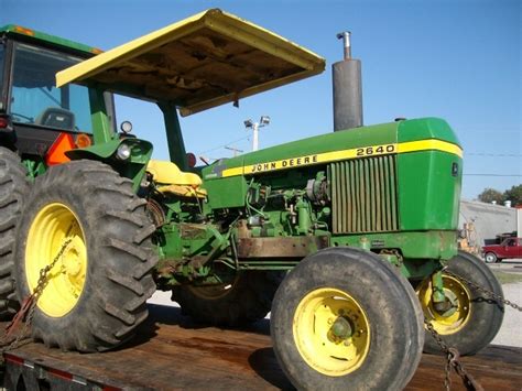 Pick distinct john deere tractor parts from varied items such as lawn mower parts, harvester parts, low torsion spring tines, planter & air seeder machines etc for individual requirements. John Deere 2640 salvage tractor at Bootheel Tractor Parts