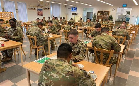 Are Dining Facilities Wasting Money Because Troops Dont Eat There