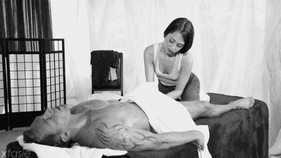 Nude Cfnm Massage Gif Sexiz Pix