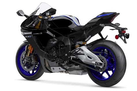 Featuring next‑generation r‑series styling, sophisticated electronic control, enhanced braking and suspension performance, and a refined crossplane engine. 2020 Yamaha YZF-R1 and YZF-R1M First Look (13 Fast Facts)