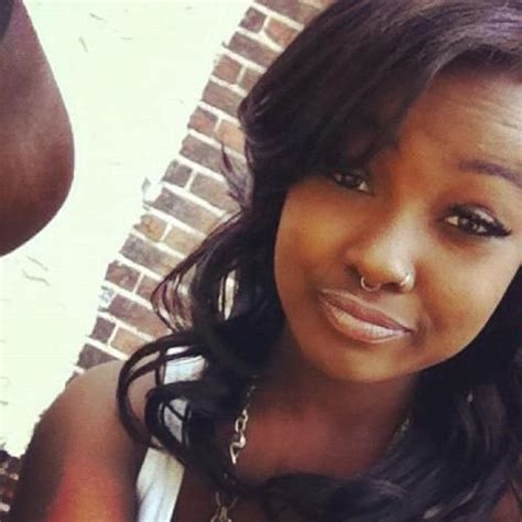 Black girls with nose piercings. septum nose piercing black girl - Google Search | Septum ...