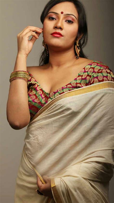 Beauty Women Aunty In Saree Indian Photoshoot Indian Heritage Saree