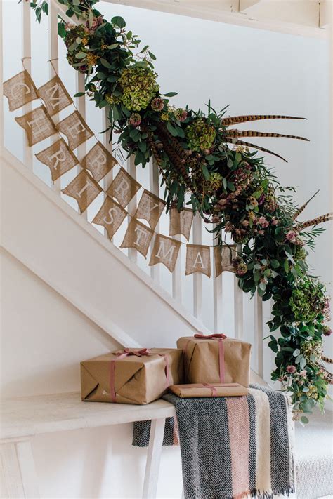 Make A Diy Christmas Festive Garland For Your Stairs Or Table