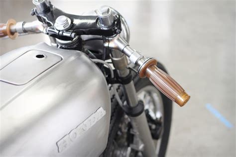 Designed by racers for racers, these handlebars are meant to carve corners and get your chin on the tank. Custom motorcycles by The Tarantulas ~ Return of the Cafe ...