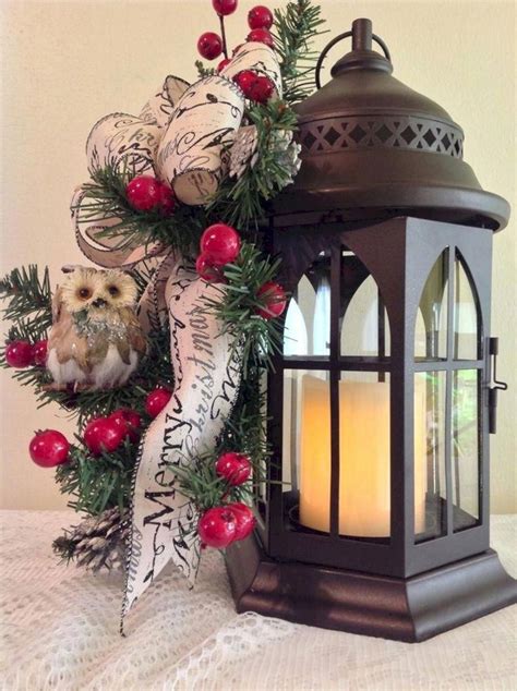 10 Lanterns Decorated For Christmas