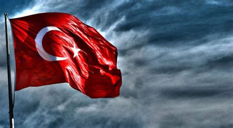 Türkiye ˈtyɾcije), officially the republic of turkey (turkish: Türkiye'den 35 milyar dolarlık hamle