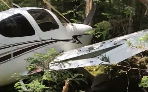 American Pilot Crashes In Quebec Forest And Survives Montreal