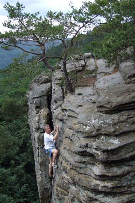 Just starting out in bouldering and keen to progress fast? Climbing & Bouldering - Hotel Brimer