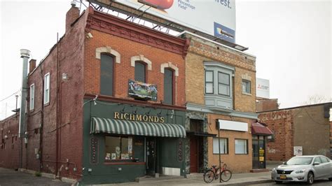 Richmonds Bar Closes In Rochesters East End