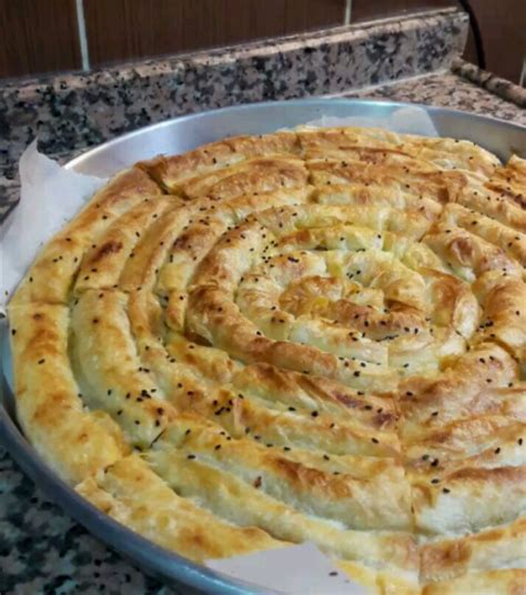 El Açması Tadında Kolay Börek Lezzetli Sunumlar Sitesi