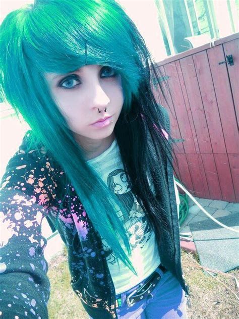 Emo Girl Pierce Lips Tattoos Wallpaper Dreamlovewallpapers 540×720 Emo