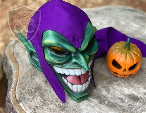 Green Goblin Mask Purple Cap Pumpkin Bomb Led Hq Resin By Godofprops
