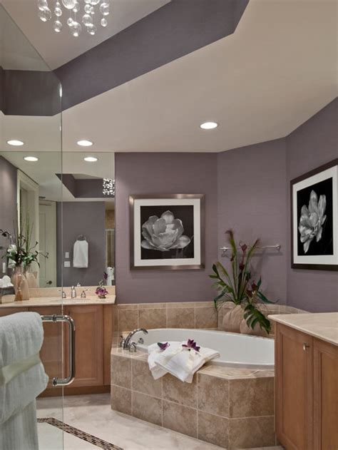 Regardless if you are working with one bathroom or two or even a master bath suite giving it a new paint mint green is a beautiful color to incorporate into your bathroom. Wall Recess | Houzz