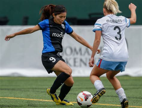 National Womens Soccer League Gives Amateur Players A Shot At The Pros