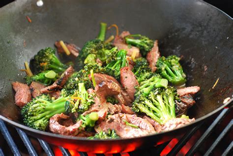 Grilled Orange Beef With Broccoli Stir Fire