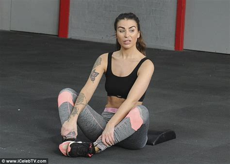 Jenny Thompson Flaunts Her Astonishing Abs Daily Mail Online