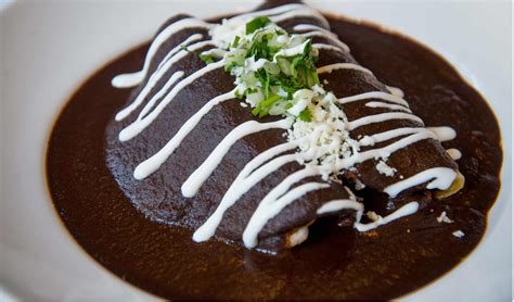 Receta De Enchiladas De Mole Deliciosas Y Fáciles De Preparar