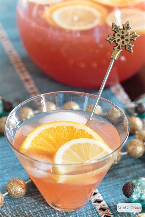 This christmas drink recipe features bourbon, orange bitters, mint, and a homemade orange syrup. Pin on New years