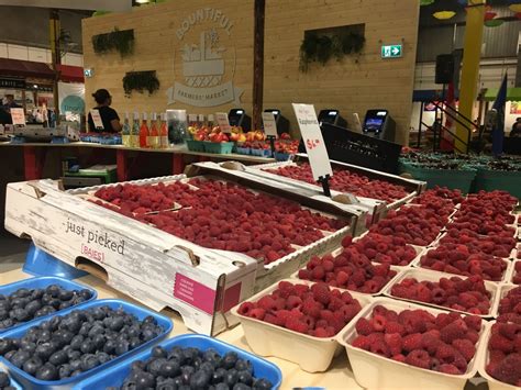 New Bountiful Farmers Market Opens In Edmonton With 100 Vendors