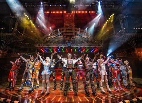 Starlight express, saw this in vegas when i was little with my parents, would love for it to be revived. Tickets für Starlight Express inkl. 4*Hotel mit ÜF für nur 99€