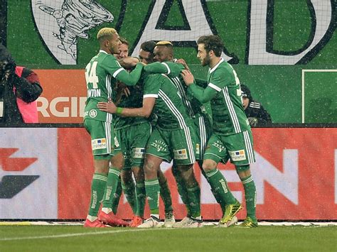 Obwohl platz drei und damit ein platz in d . den ganzen artikel lesen: Rapid feiert Ende der Negativserie gegen LASK: Die Stimmen ...