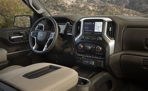 Chevrolet Silverado 1500 2020 Interior