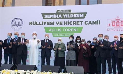 Binali yıldırım'ın yanı sıra eşi semiha yıldırım da merak edilen isimlerden oldu. Binali Yıldırım'ın eşi Semiha Yıldırım adına 'külliye ...