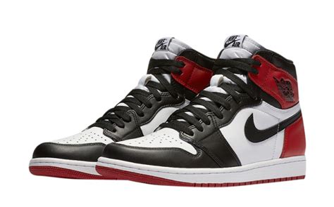 Completing the look are a tonal wings logo on the collar and a soft cream rubber midsole with a black traction outsole. Air Jordan 1 Retro High OG Black Toe 2016 - KicksOnFire.com