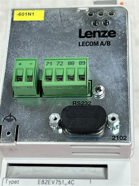 👀 LENZE LECOM A/B INVERTER DRIVE W/ 2102 FIELDBUS MODULE & PROFIBUS−DP
