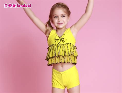 2015 Fashion Two Piece Girl Swimwear Baby Zwempak Biquini Infantil