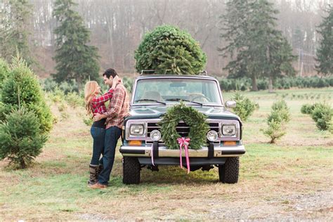 Andy And Kate Christmas Tree Farm Engagement — Hudson Nichols