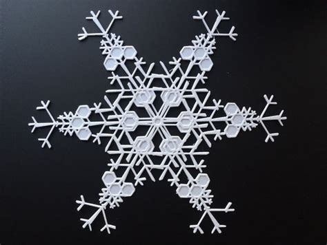 Snowflake Machine Makes One Billion Unique Snowflake Patterns For 3d