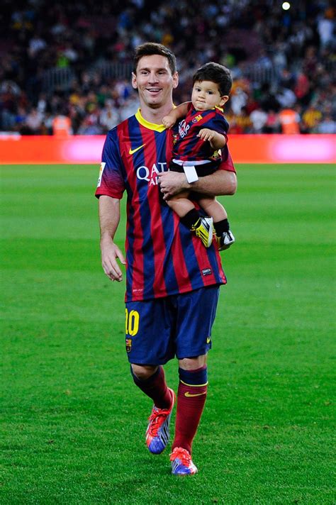 Welcome to the official leo messi facebook page. Lionel Messi's hometown bans parents from naming kids ...
