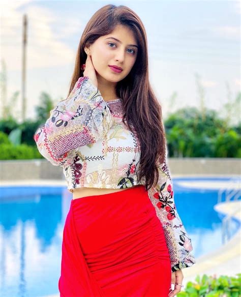 Arishfa Khan Stylish Girl Images Fashion Bollywood Girls