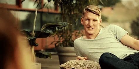 Viimeisimmät twiitit käyttäjältä bastian schweinsteiger (@bschweinsteiger). Pin on Schweinsteiger ️ ️ ️