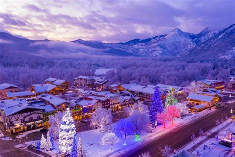 Best Christmas Towns In Usa Bmp Story