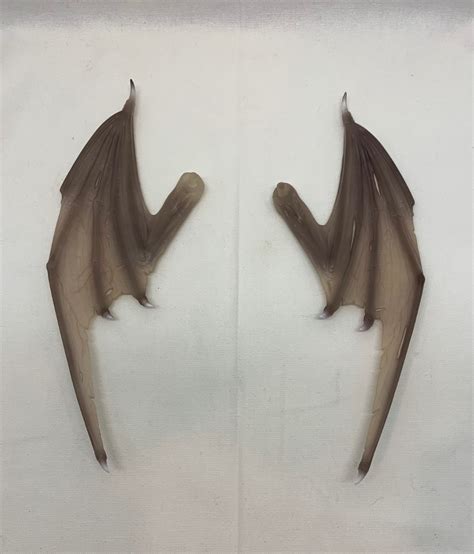 Folded Bat/Demon Wings from TBLeague's | Demon wings, Wings, Mini
