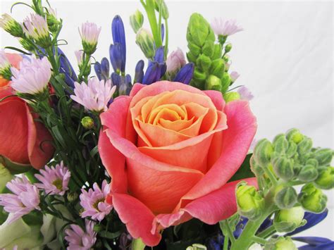 International Flower Delivery For Mothers Day