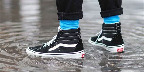 The best shopping apps make it easy to get just about anything you could it's like shopping on zappos.com, but better—placing your shoe or apparel order on the app is easier. 5 Best Waterproof Shoes for Fall 2015 - Top Rain Boots for ...