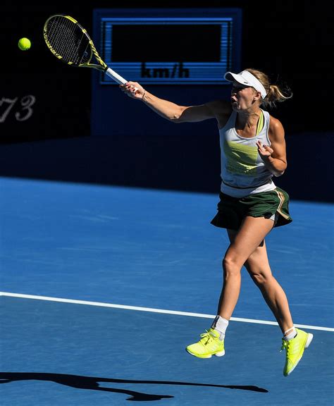 Flashscore.com offers caroline wozniacki live scores, final and partial results, draws and match history point by point. Caroline Wozniacki - Practicing in Melbourne 01/11/2019