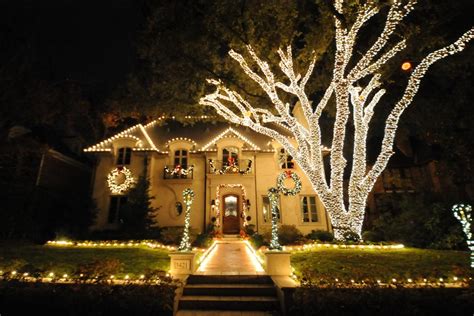 The top places to see Christmas lights in DallasFort Worth