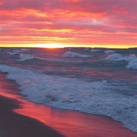 Sunset Over Lake Michigan Leelanau Co Mi Pure Michigan Beautiful